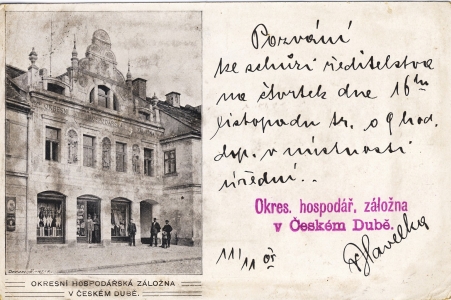 Budova okresní hospodářské záložny na náměstí čp. 11/I. Záložna dům koupila v roce 1901 a přestavěla do této podoby. Dům se zřítil 30. června 1936. Na jeho parcele a parcele sousedního domu byla v roce 1937 postavena její nová budova podle návrhu architekta Františka Zejdla. Dnes pošta.