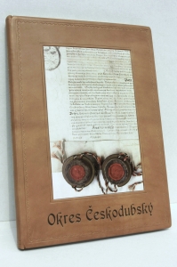 Okres Českodubský Josefa Škody. Umělecká vazba Jiřího Fogla za Žamberka.